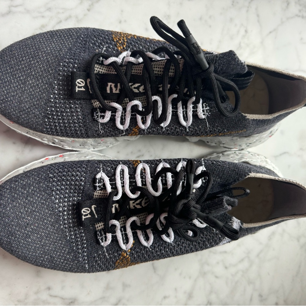 Nike Space Hippie 01 Eco-Friendly Flyknit Sneakers | Lightweight Recycled Shoes - Picture 4 of 12